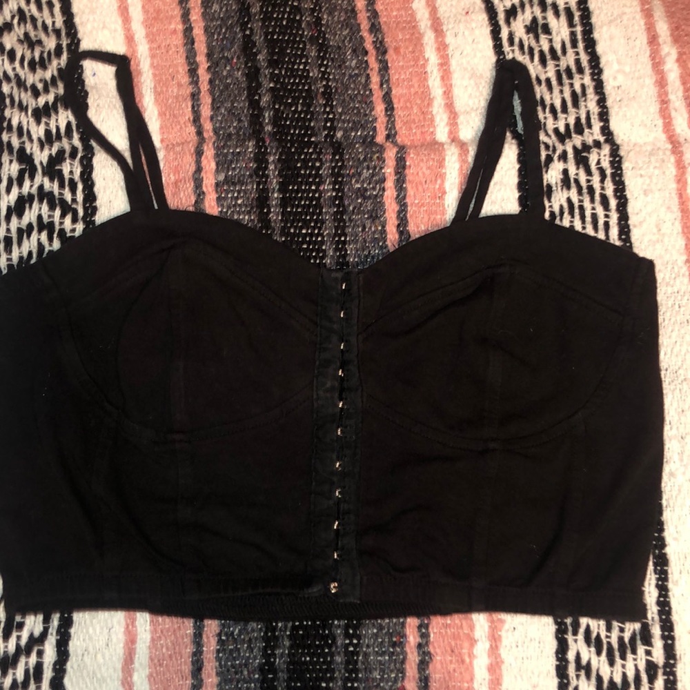 Black Bra Crop 𝚃𝚘𝚙